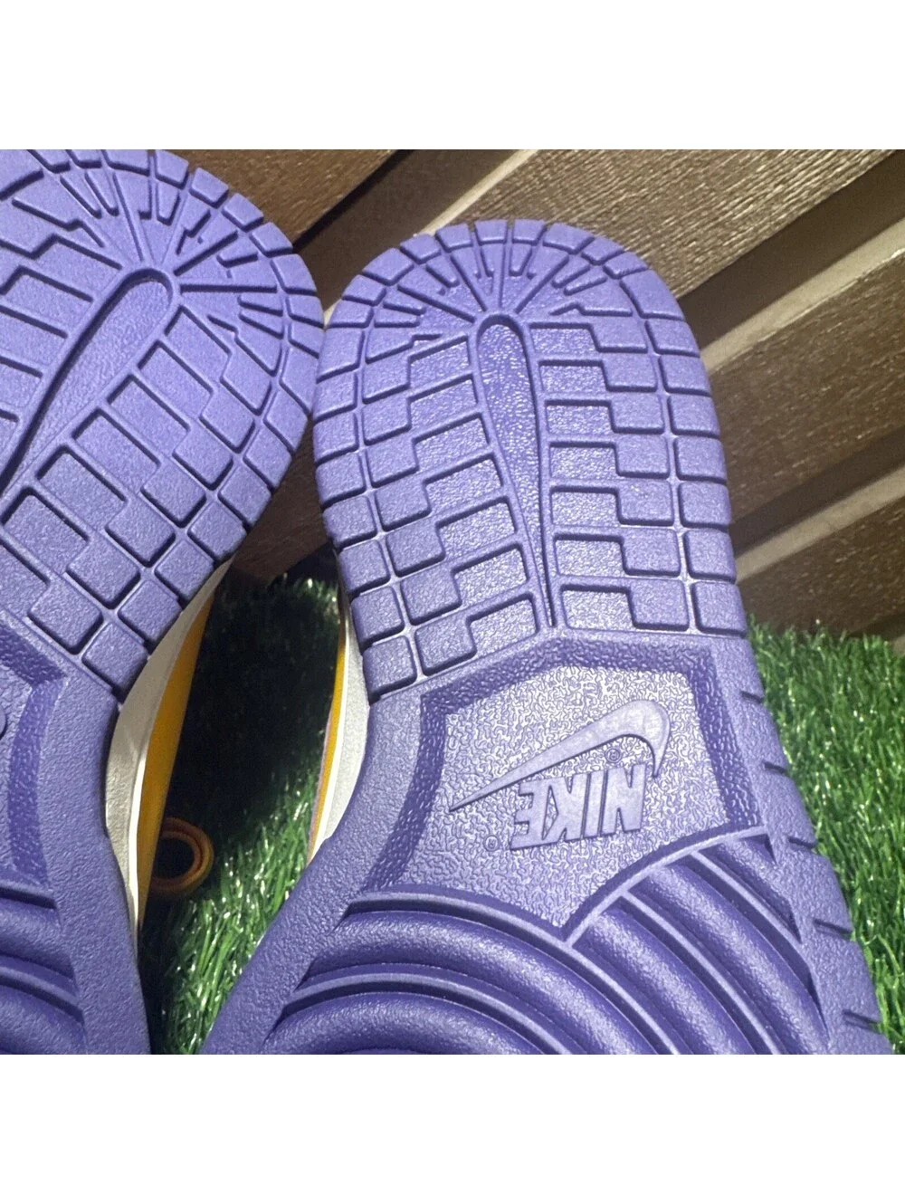 Nike Dunk High Retro Lakers Mens Size 10.5 DD1399 500 Court Purple Gold